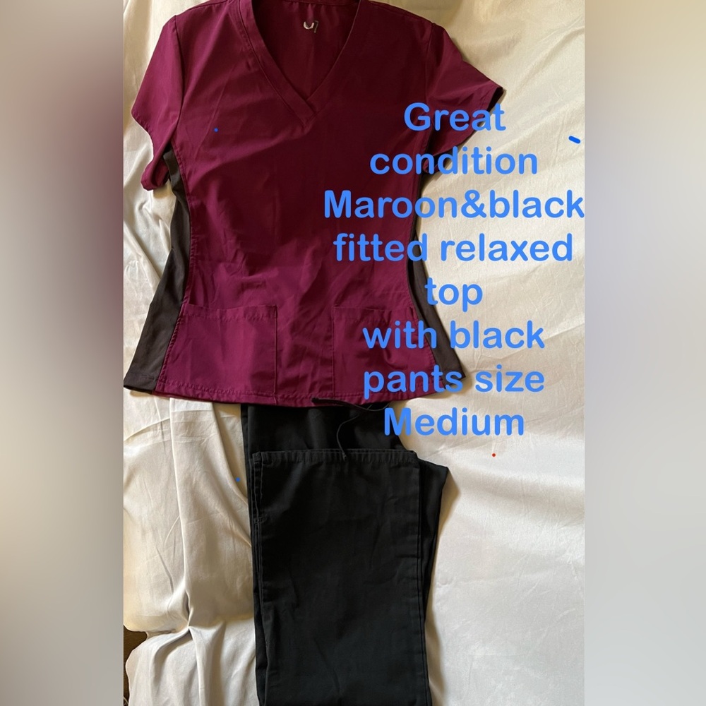 3blue scrub shirts/SMALL. 2black scrub pants/SMALL blue outfit/Small